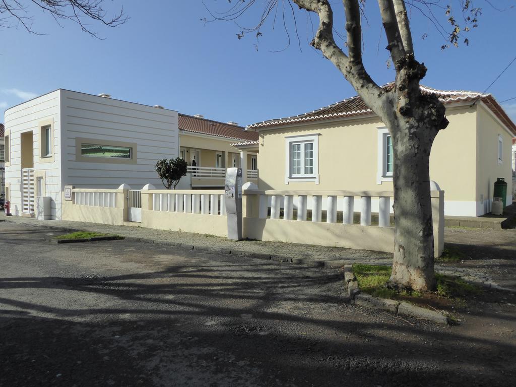 Costa & Isaias Apartamentos Angra do Heroísmo Екстериор снимка