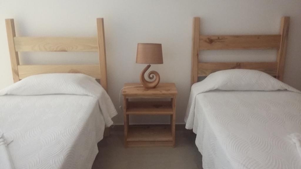 Costa & Isaias Apartamentos Angra do Heroísmo Екстериор снимка
