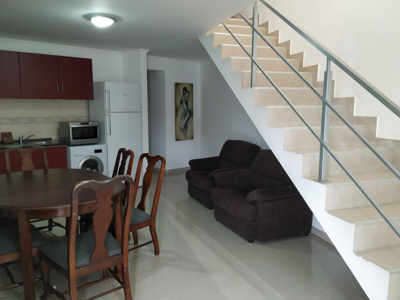 Costa & Isaias Apartamentos Angra do Heroísmo Екстериор снимка