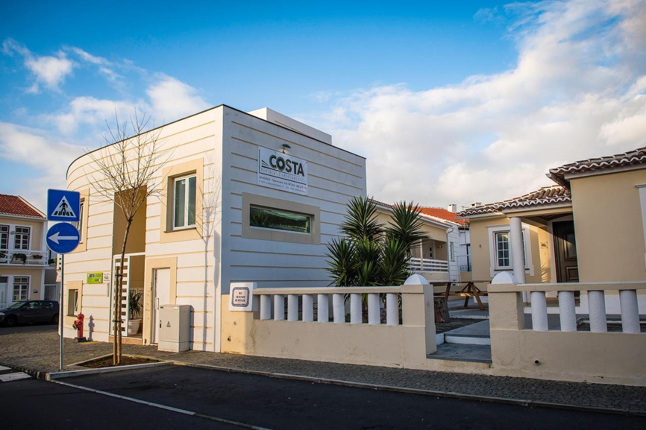 Costa & Isaias Apartamentos Angra do Heroísmo Екстериор снимка